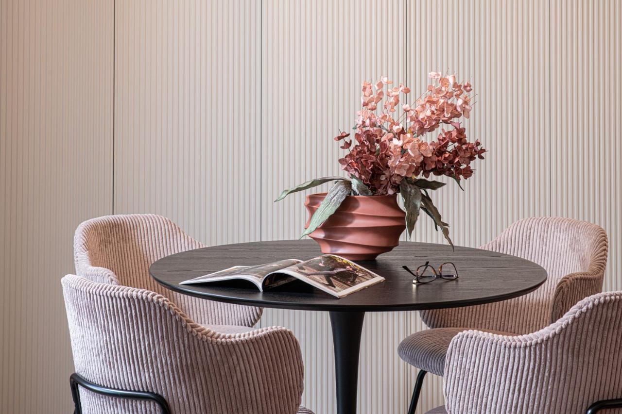The Pink Penthouse Apartment *